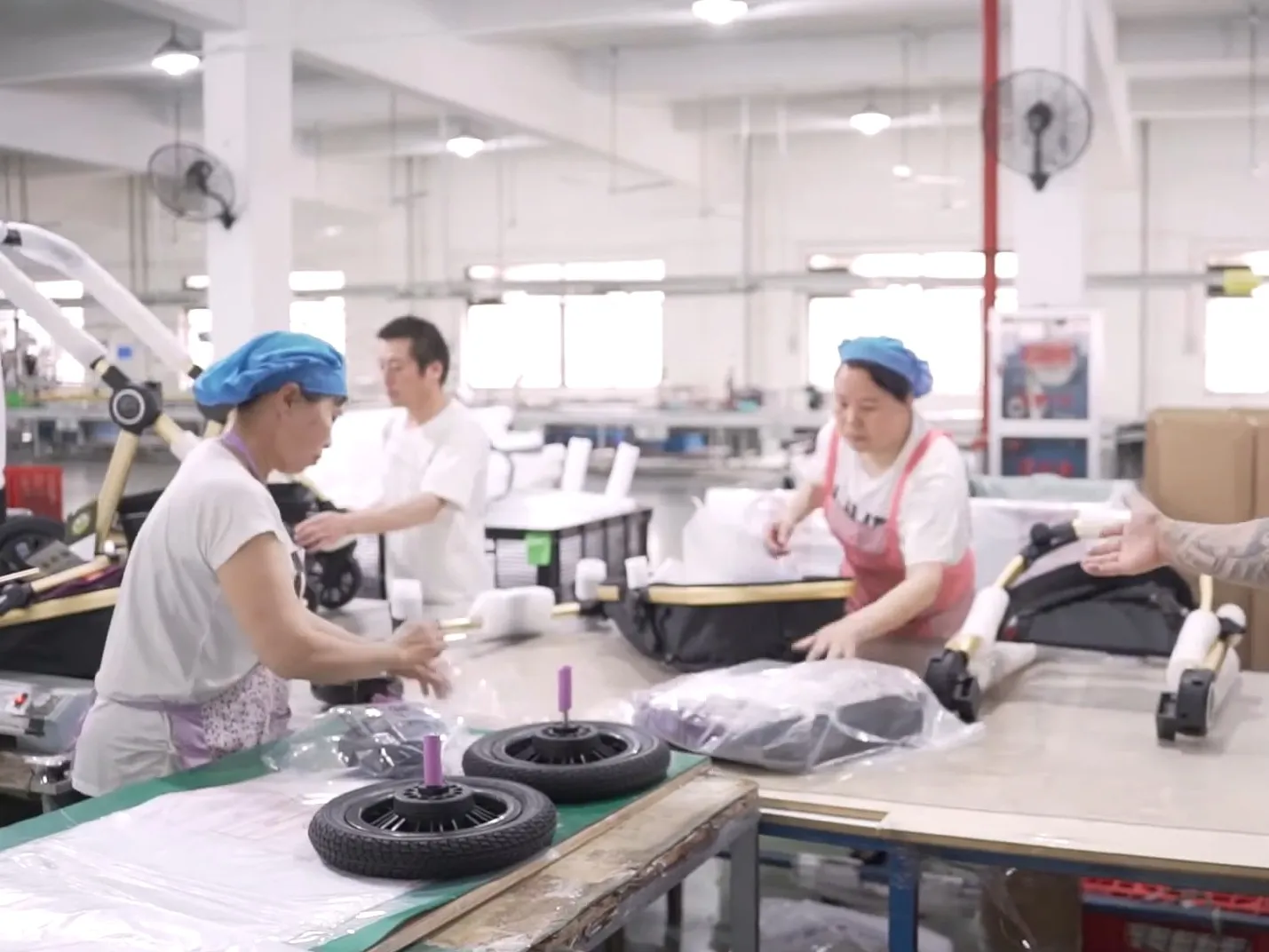 Baby Strollers Packaging and Warehousing