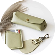 Small Leather Goods Quality Control