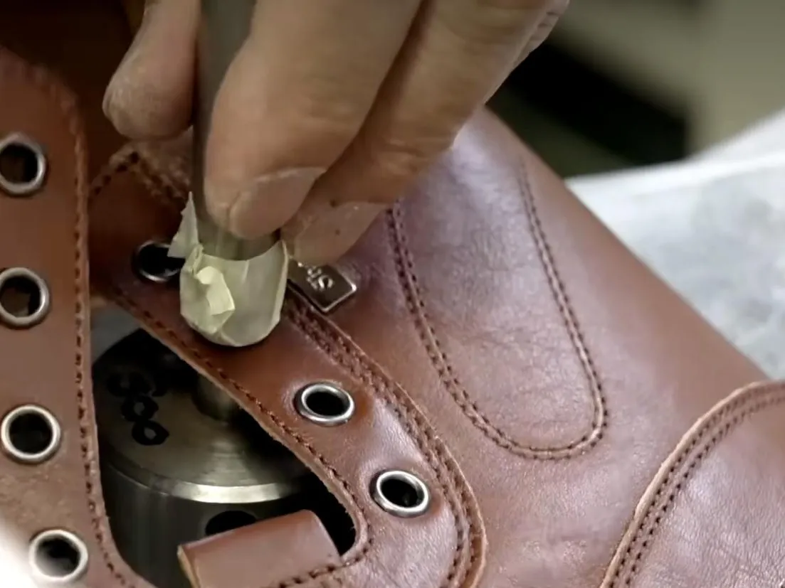 Footwear Metal Decoration Assembly