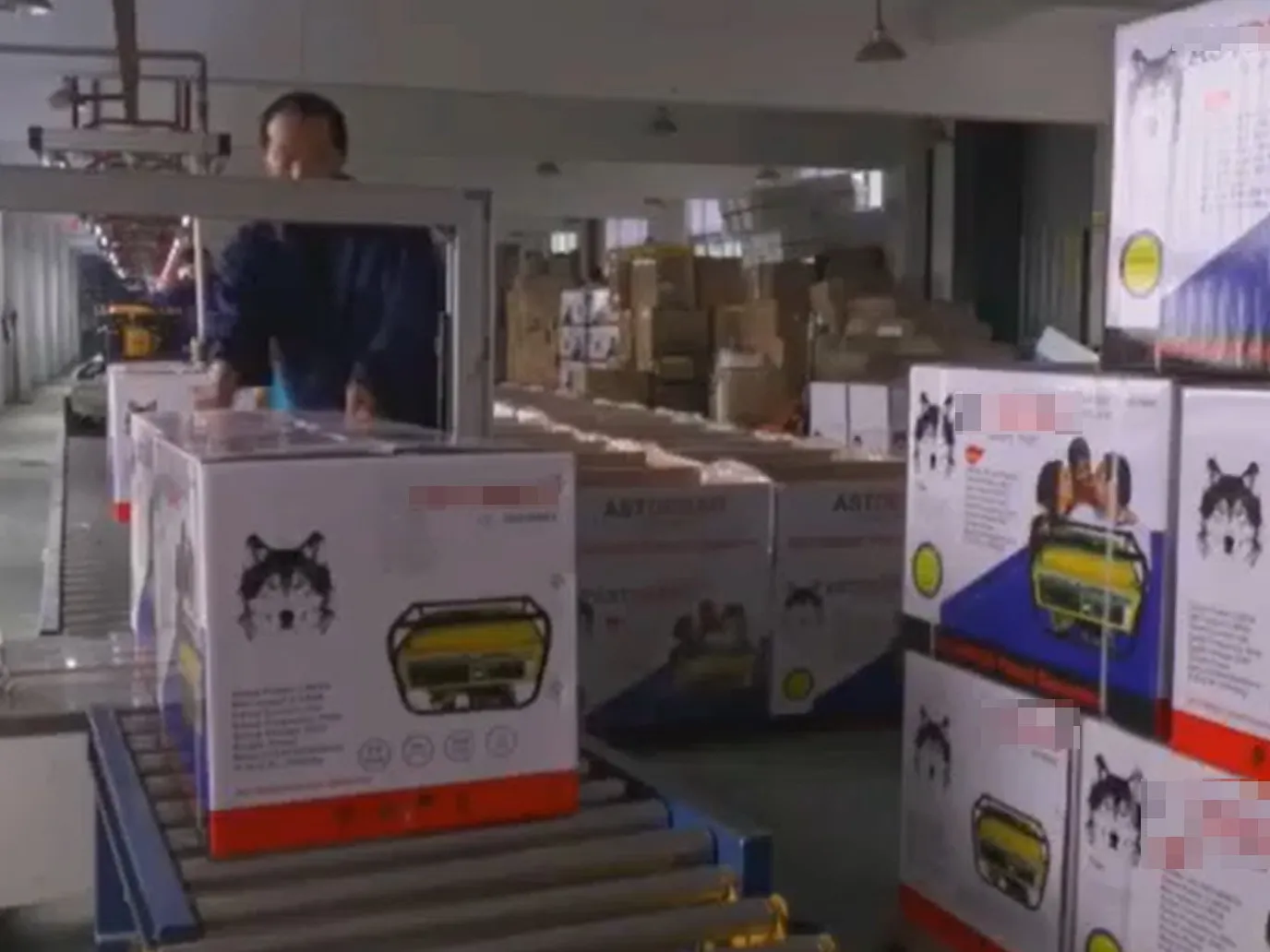 Generators Cleaning Packaging