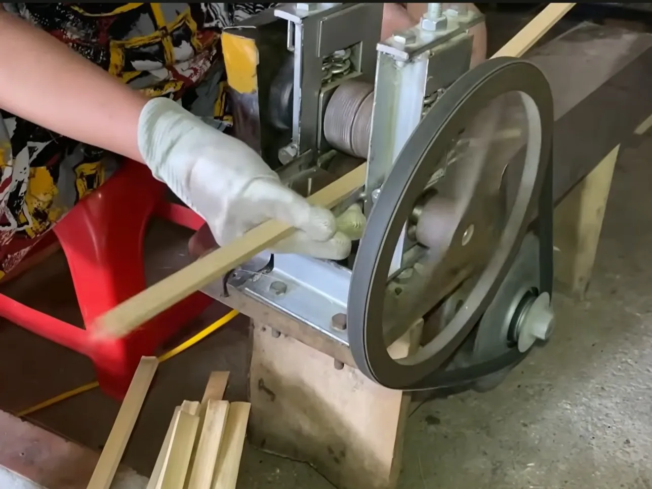 Handicrafts Raw Material Preparation And Treatment