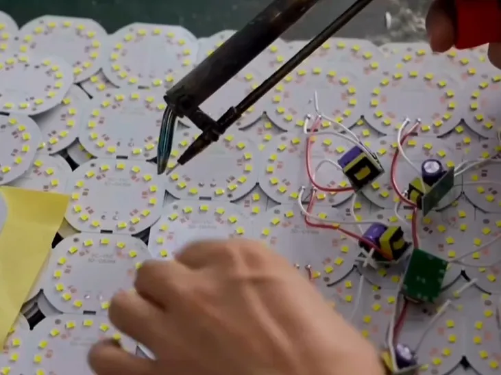 Light Bulbs Filament Assembly
