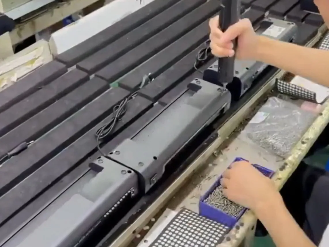 Paper Shredders Final Assembly