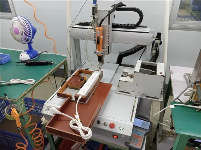 Power Strips Housing Assembly