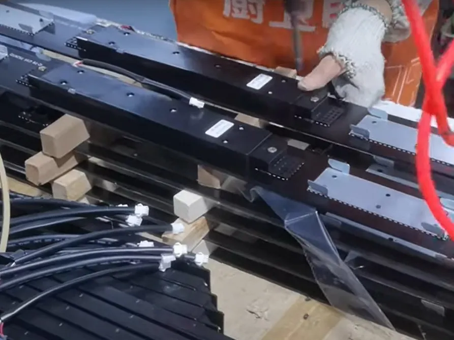 Range Hoods Component Assembly Wire Connection