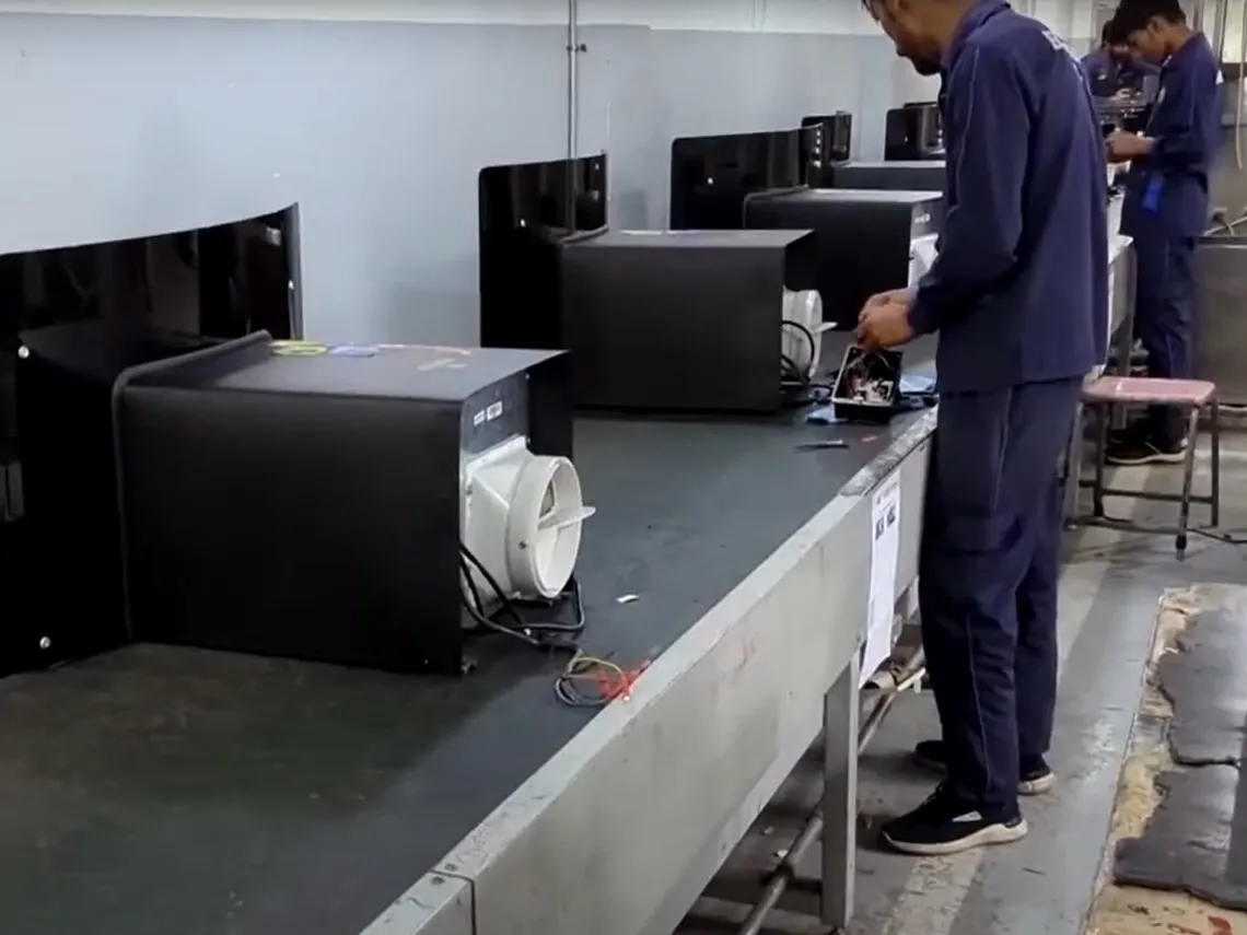 Range Hoods Final Assembly