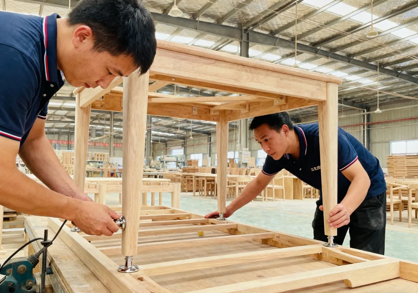 Solid Wood Furniture Hardware Installation & Functional Testing