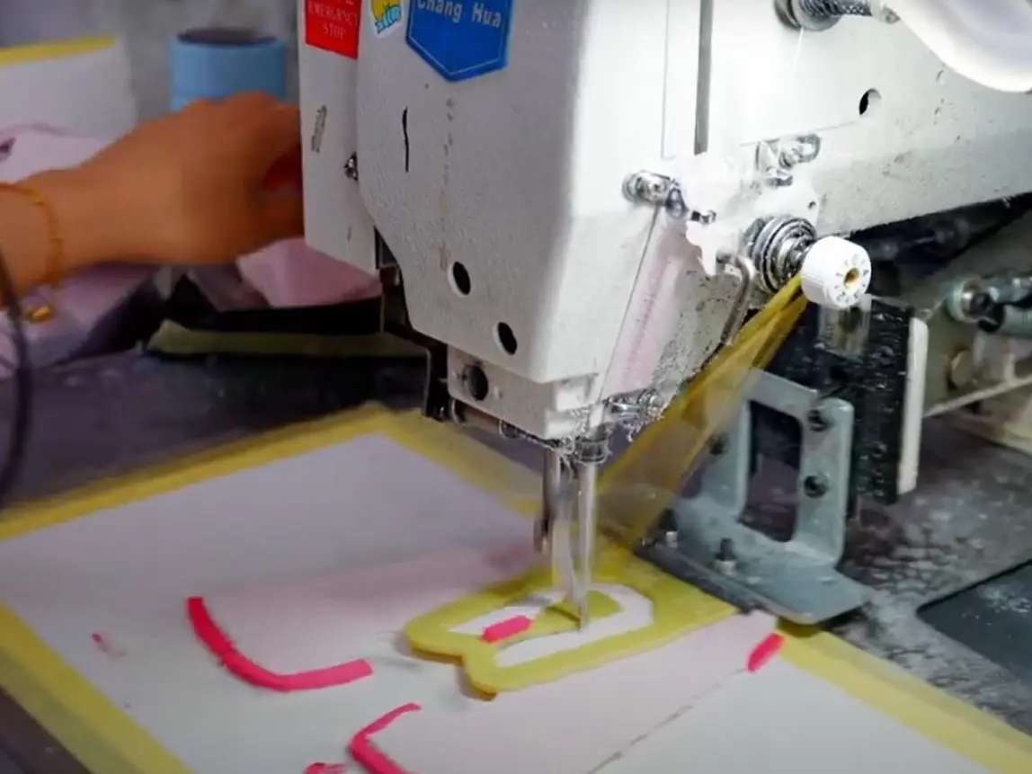 Sports Shoes Printing Stitching
